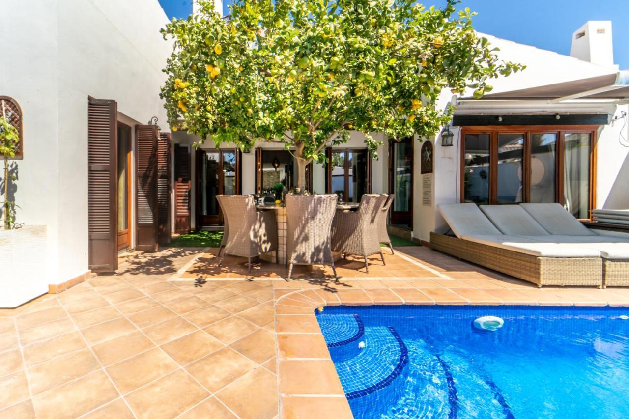Luxury Villa On El Valle Golf Resort, Sauna, Hot Tub, Heated Pool. Baños y Mendigo Kültér fotó