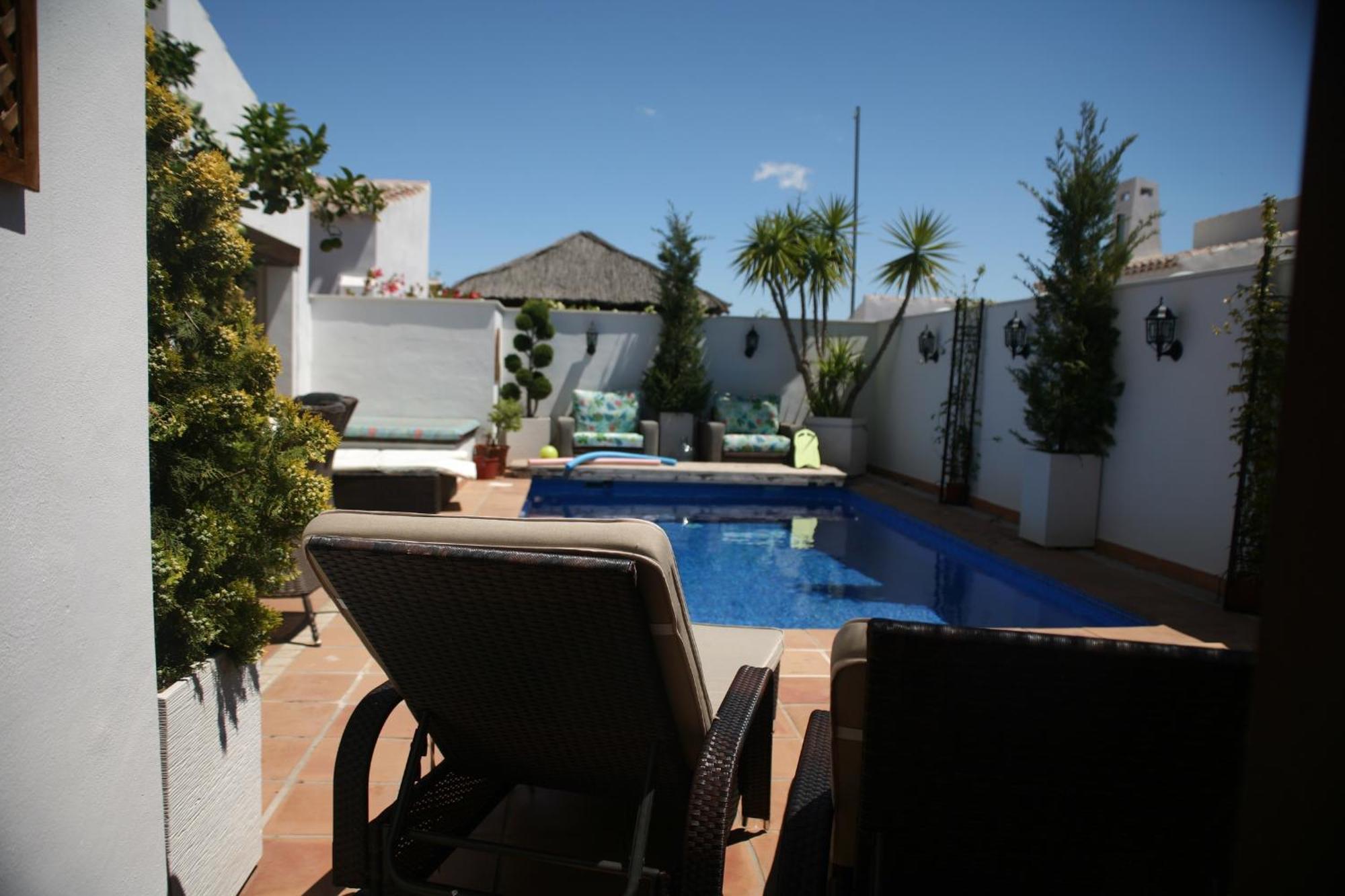 Luxury Villa On El Valle Golf Resort, Sauna, Hot Tub, Heated Pool. Baños y Mendigo Kültér fotó